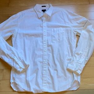 100% cotton J Crew button down shirt.